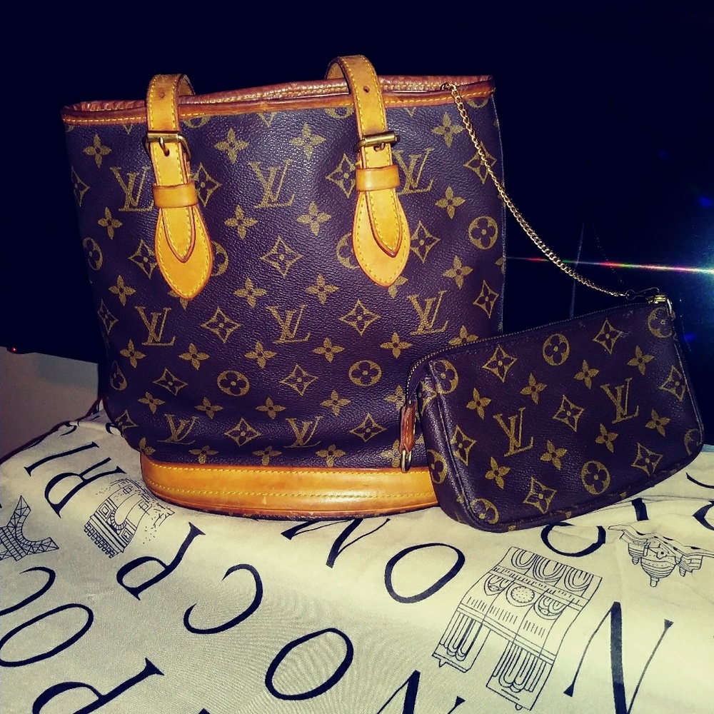 Authentic Monogram Louis Vuitton Bucket